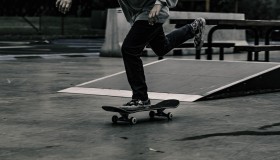 ag体育集团-哈登王者归来首战破纪录，FPX主场观众沸腾